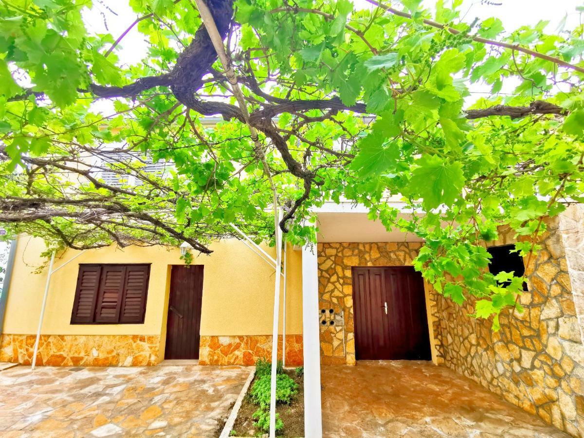 Appartamento Green Garden Vodice Esterno foto